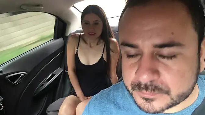 I give the control of my vibrator to the driver of my uber