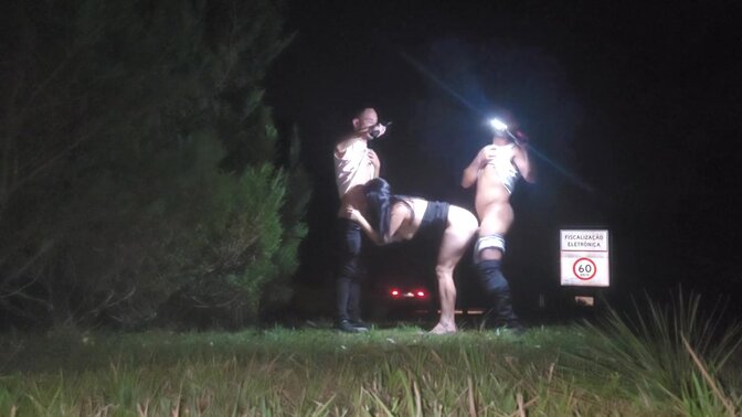 I Met Two Fans At The Club: Blonde and brunette babes team up to please