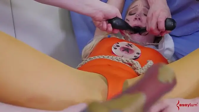 Insane Anal Threesome - Rough Pounding and BDSM