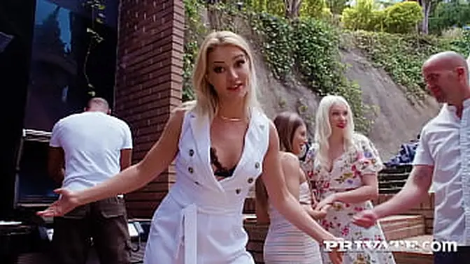 Insatiable Phat Ass Hottie gets double penetration and glazed with cum