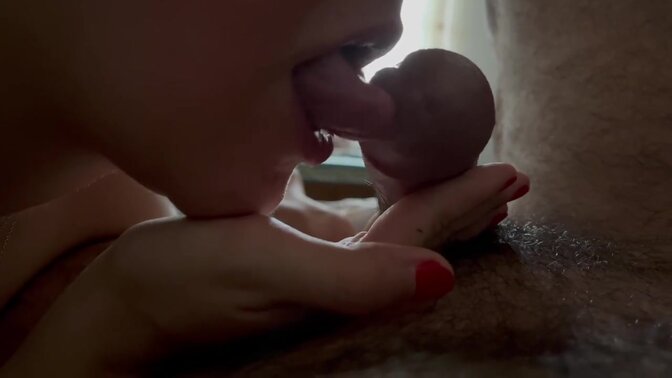 Iranian Persian GF gives a full wet POV blowjob