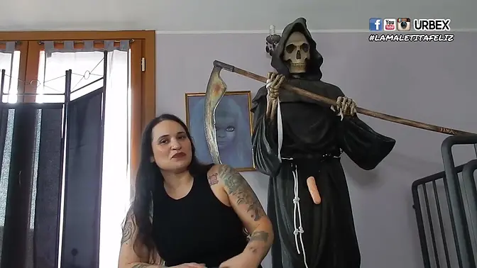 Italian porno novel with 40k visualizations: Ass fuck, strap-on, and Italian stories