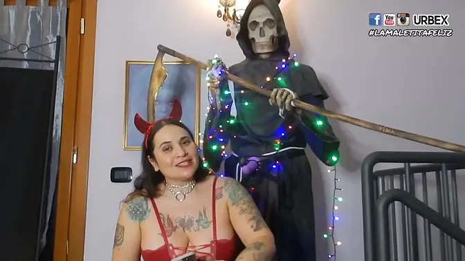 Italian Punk Queen Strikes Again!