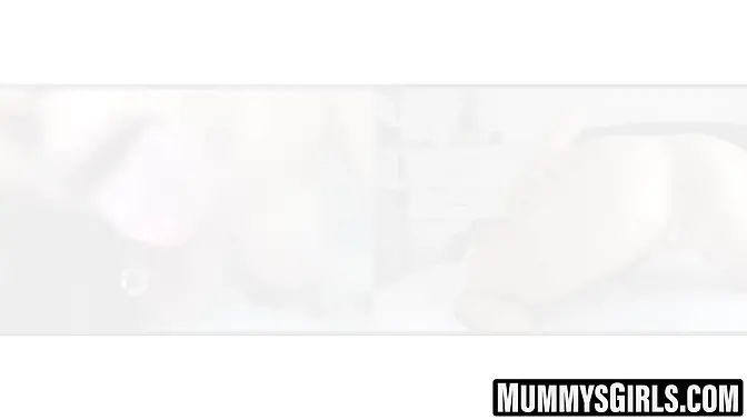 Jaclyn Taylor's Steamy Lesbian Play Session