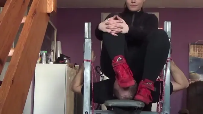 Jiridivnys DP Gangbang with feet fetish