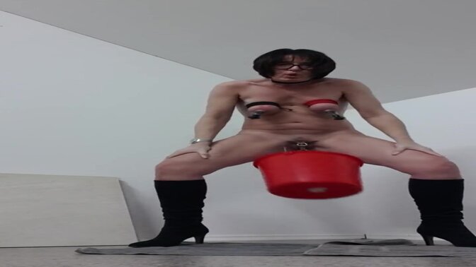 Julie's Wet session in the Bucket