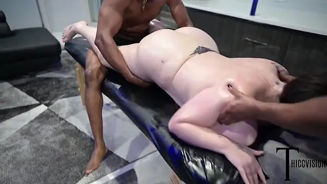 Kendra′s BBC Rubdowns