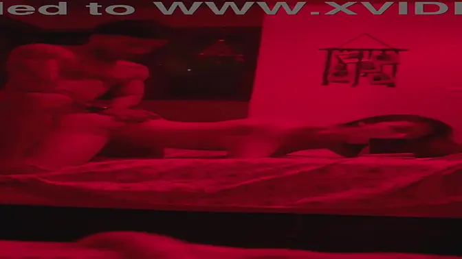 Latina Housewife's Pretty Face and Big Booty