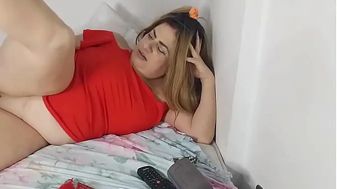 Latina MILF Vivi Guedez gets boss's big black cock