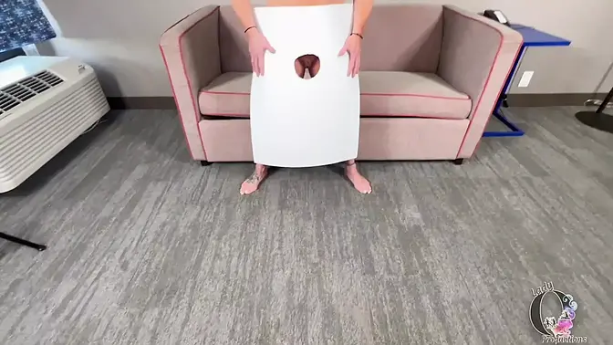 Latina milf with big clit gets her pussy eaten