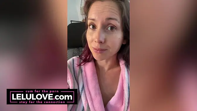 Lelu Love - Big Tit Babe in Halloween Selfies and Lotion