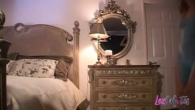 Lesbians fingering wet, juicy pussies