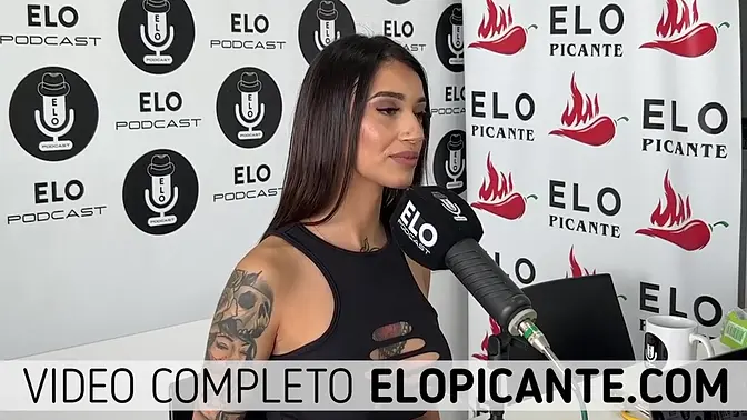 LILACK EXCHANGES THONG WITH ELO PODCAST IN THE SPICY ROOM