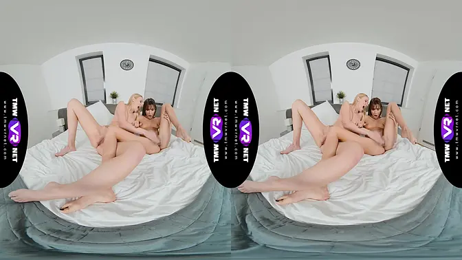 Lili Charmelles gets her rocks off