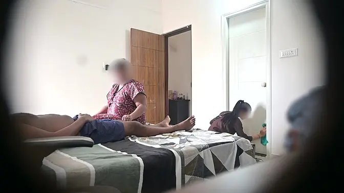 Lucky masseur's dick gets exposed to two shocked maids