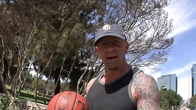 LURIE VARGAS Hairy lady