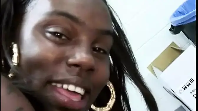 Luxurious ebony sluts cover their mouths in cum while sucking king-sized dick