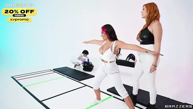 Mask Off &mdash;  Hard OnLauren Phillips &mdash;  Rose Lynn Brazzers