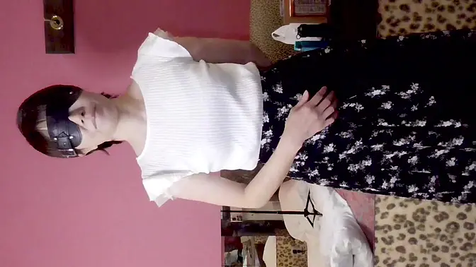 Masked girl deepthroats and squirts on huge cock