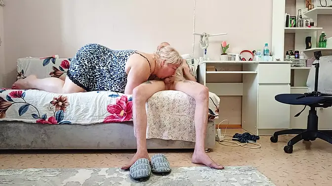 Mature MILF deepthroats cock and swallows cum