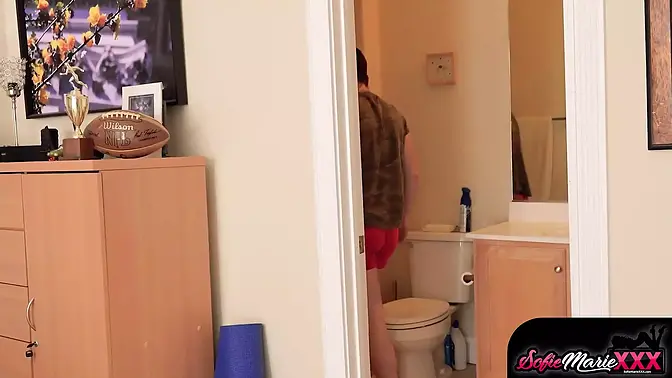 Mature MILF Sofie Marie in a wild 3-way fuckfest