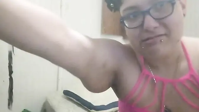 Meaty Furry Bizarre: Lingerie-clad babe with big butt shakes ass to please furry guy