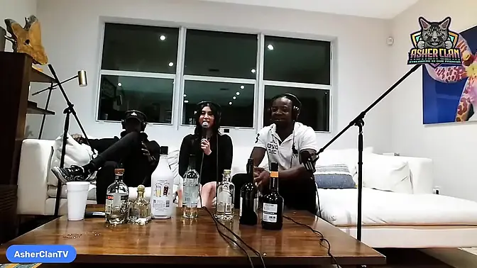 MILF Emerald Loves star of the Asherclantv Podcast