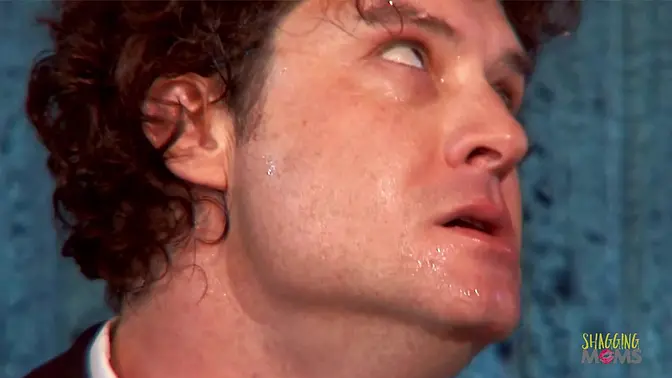 MILF fantasy fulfilled in a hot three-way with DP and