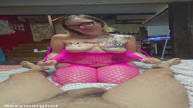 MILF gets a wet and sloppy blowjob before taking it in the ass