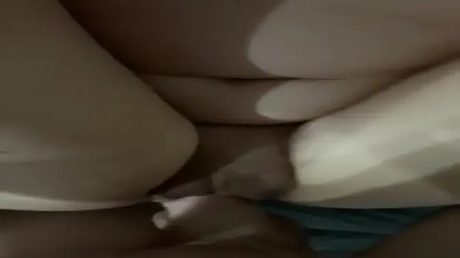 MILF Hannah Hayes gets her tight wet pussy fucked good