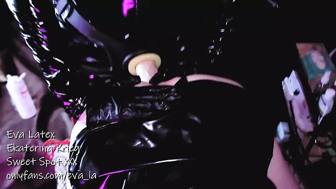 Mistress Eva latex and Ekaterina Krieg deepthroat and anal femdom