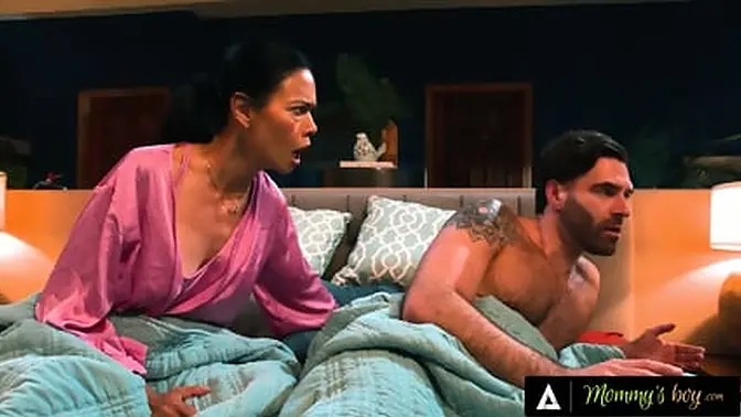 MOMMY'S BOY Petite Alexia Anders Gets Fucked By Stepbrother Stepmom Dana Vespoli In 4 Some