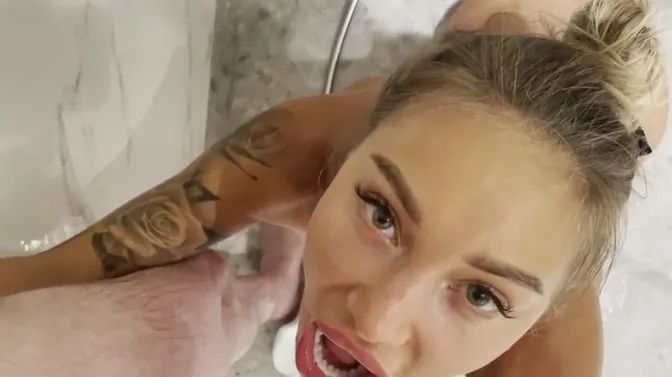 Monika Fox's First Time with Deepthroat & Mutual Pissing