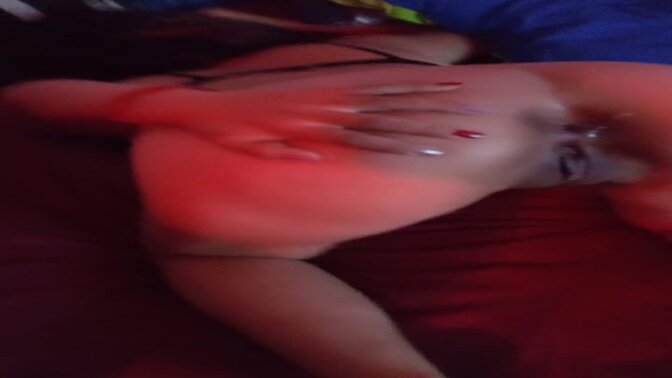 Morocha de culo hermoso bastante entretenida ????????????