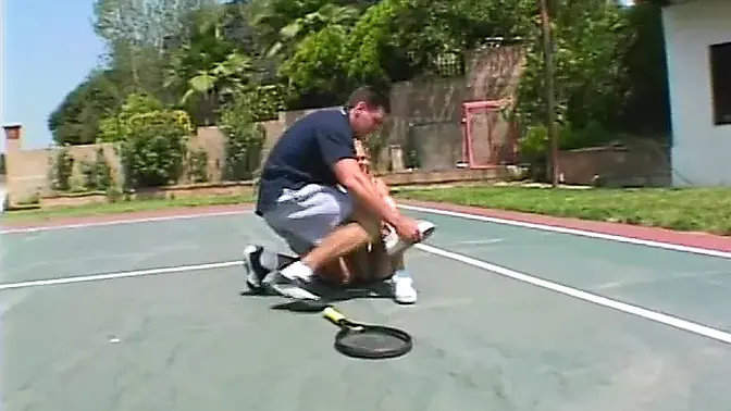 Muscular stud's big boobs blonde gets a sloppy wet blowjob