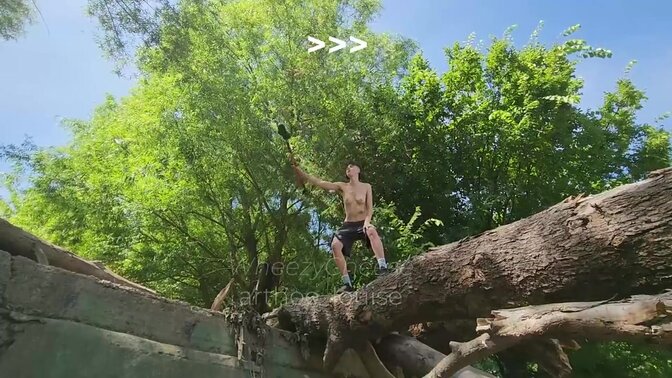 Muscular stud shows off his hot body at a topless beach 