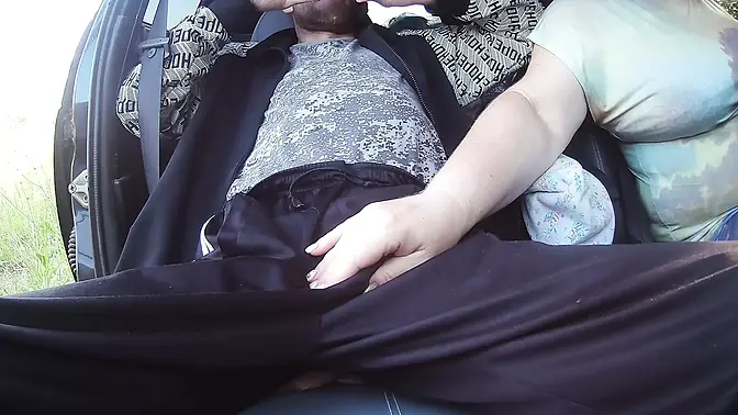 My girlfriend jerks off my dick in the car parking lot