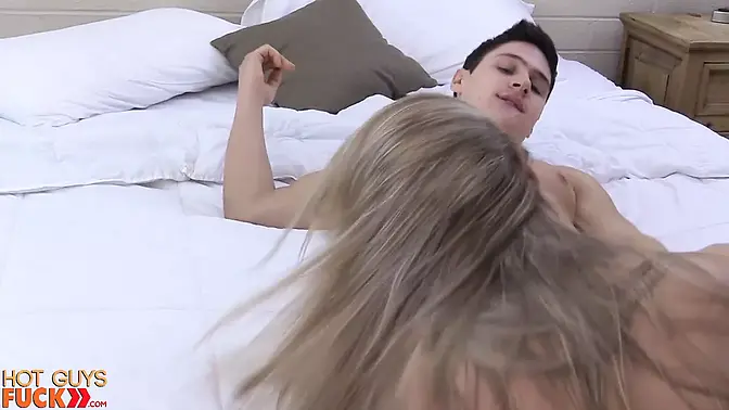 My hot 18 year old gets fucked and loses her virginity