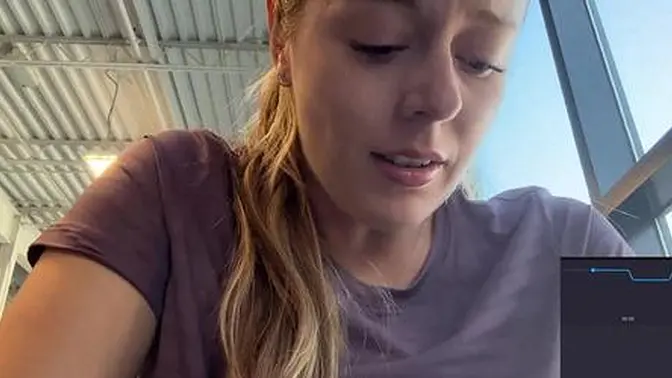 Nadia Foxx gets steamy at the gym and comes on the stairmaster