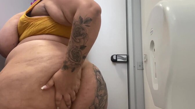 Naughty brunette MILF Mary Jhuana shows off her big booty and tits in the