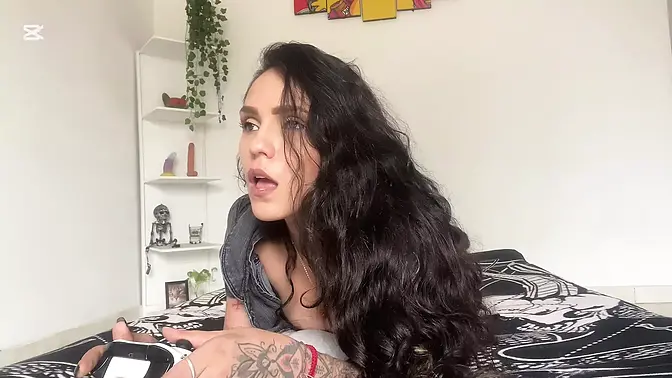 Naughty stepsister steals Xbox for better sex