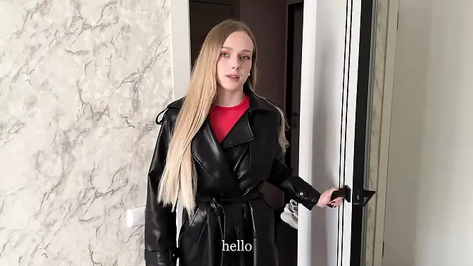 Neighbor's hungry pussy gets licked by helpful hubby