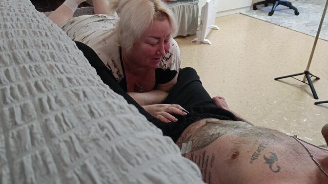 Neighbor's sloppy blowjob leads to a mouthful of cum