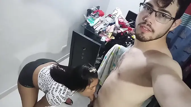 New York beauty's big saggy boobs wrap around stepbrother's big dick