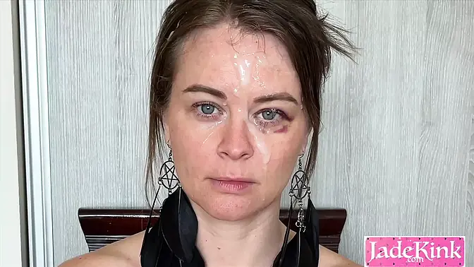 Obedient girlfriend takes huge cock in her ass