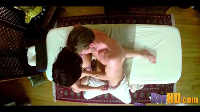 Oiled-up babe enjoys sensual massage that turns steamy