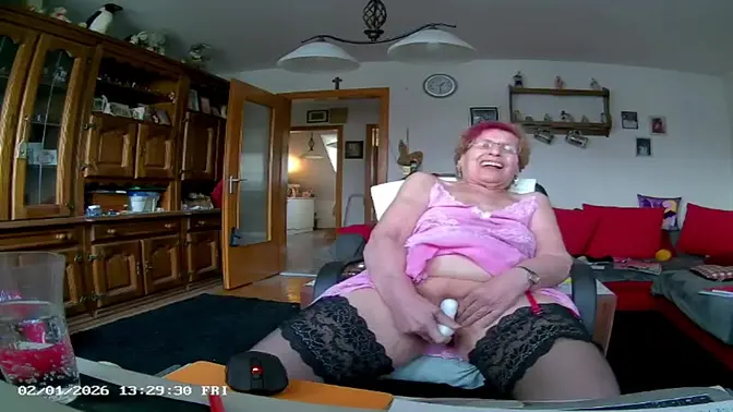 Older Granny Wanks Her Awesome Ass on New Year's