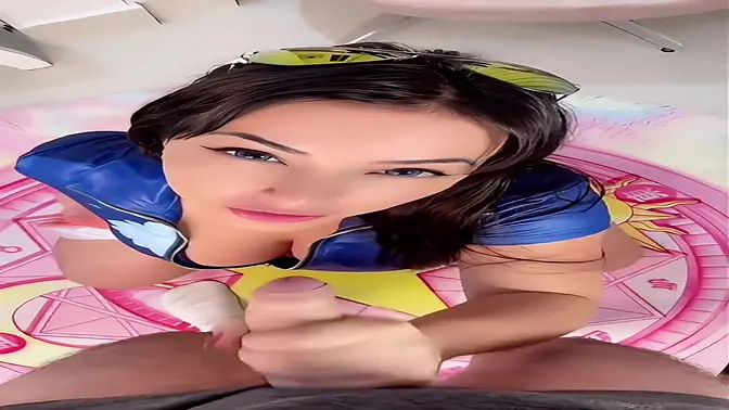 One Piece's Nico Robin gives the best blowjob with big natural tits