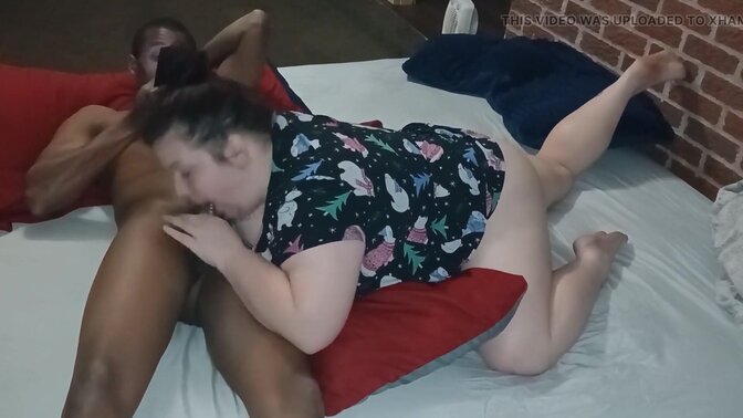 Overweight lover gets it all over her chubby face