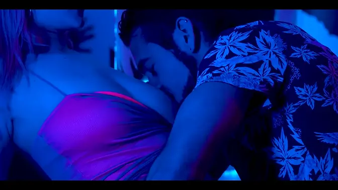 Party beauties fuck in the bathroom